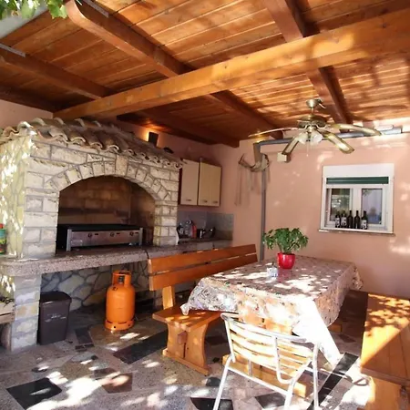 Charmantes In Mit Eigenem Balkon By Interhome Apartment Baska (Krk)