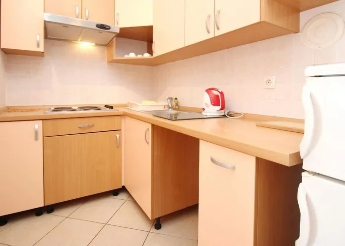 Charmantes In Mit Eigenem Balkon By Interhome Lejlighed *