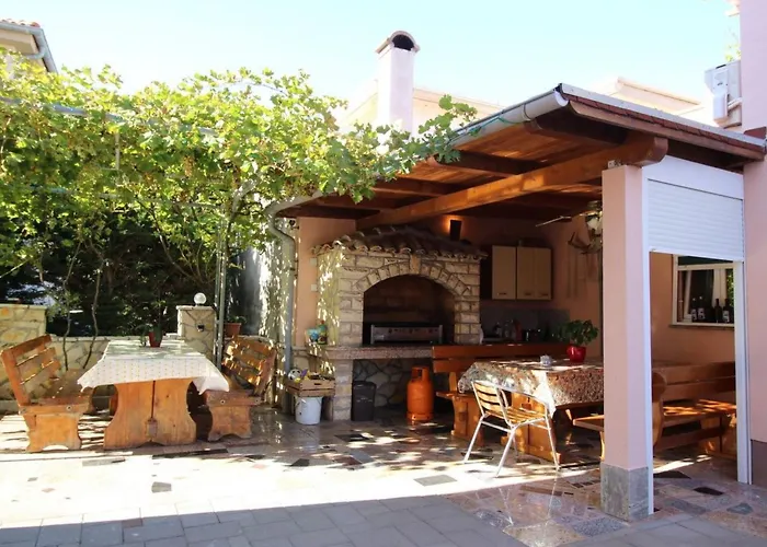 Charmantes In Mit Eigenem Balkon By Interhome Apartment Baska (Krk)